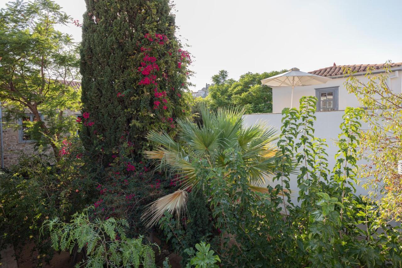 Bratsera Boutique Hotel Hydra  Bagian luar foto